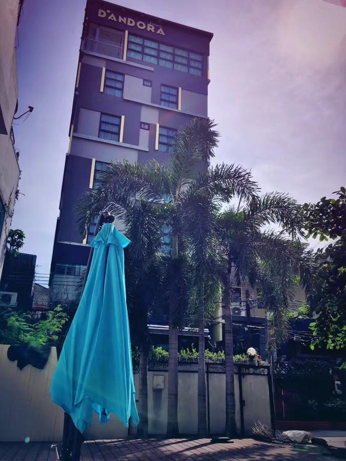 Lazy Blue House Hotell Bangkok Exteriör bild